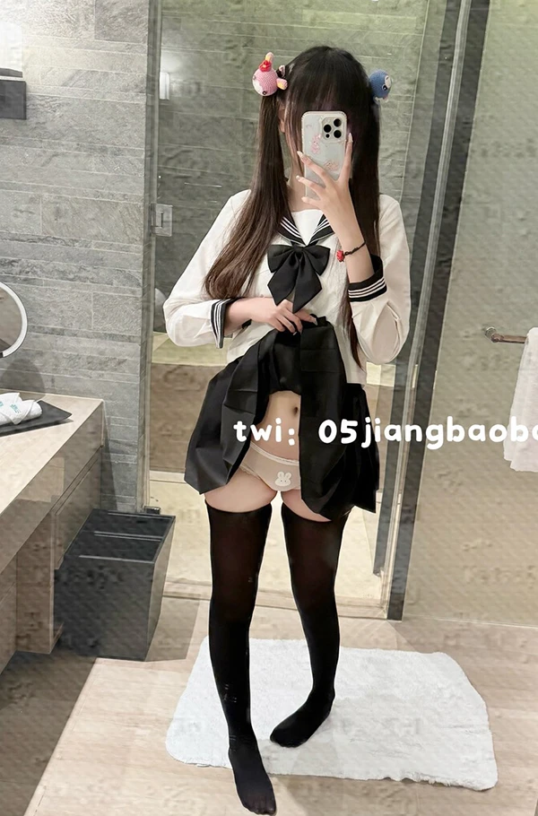 粉嫩白虎福利姬@一只小透明 尺度私拍视图合集